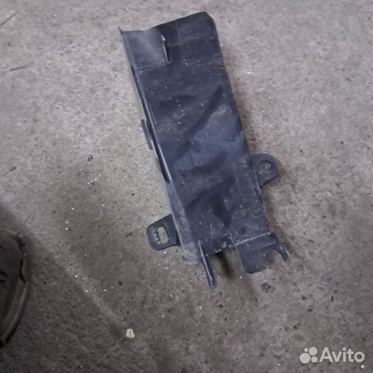 Канал охлаждения тормозов левый бмв ф10