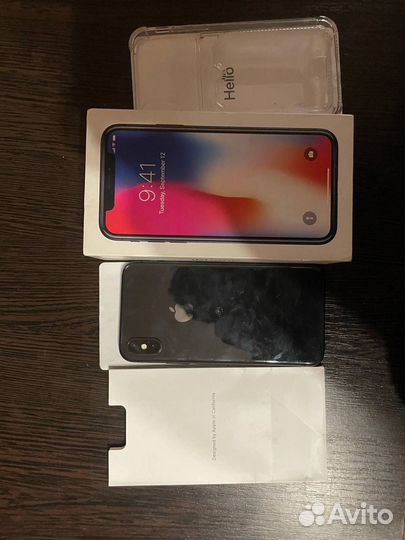 iPhone X, 256 ГБ