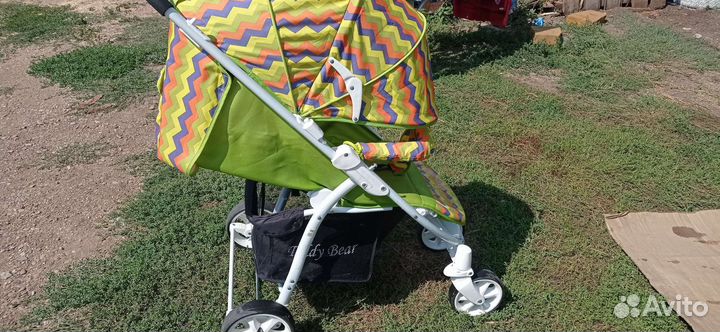 Прогулочная коляска