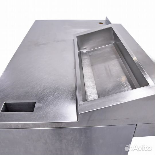 Столы холодильные Follett