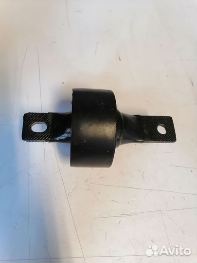 Сайлентблок задн рычага Honda CR-V RD1/RD2