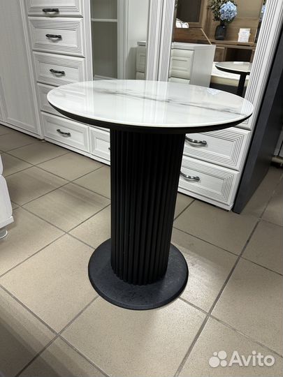 Журнальный столик