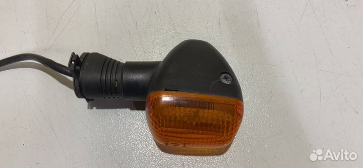 Поворотник (указатель поворота) перед. прав