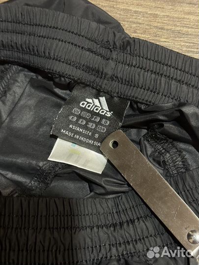 Нейлоновые штаны adidas