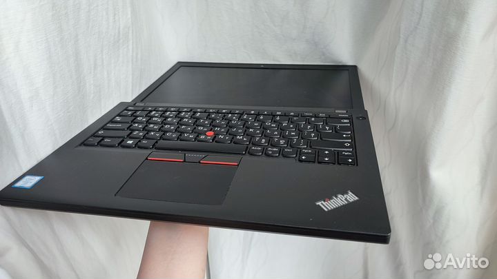 Крепкий ThinkPad x270 с NVMe накопителем