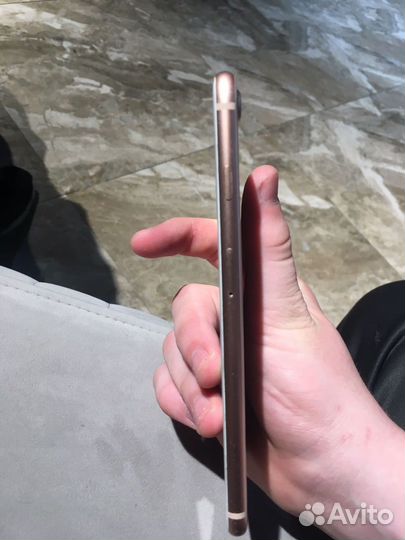 Телефон iPhone 8 plus