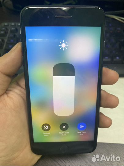 iPhone 8 Plus, 64 ГБ