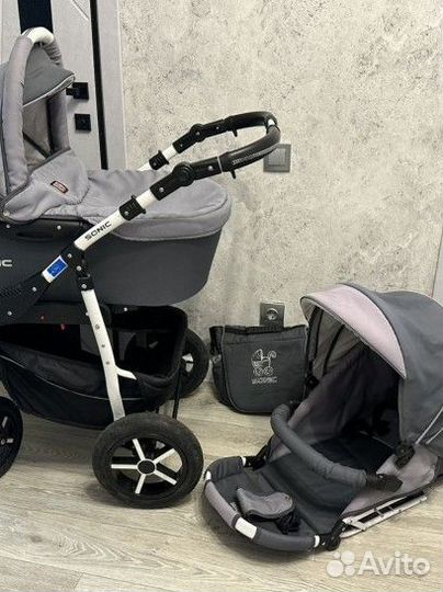 Прогулочная коляска 2 в 1