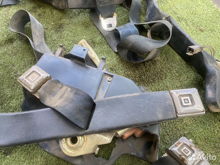 Ремни безопасности Cadillac Fleetwood