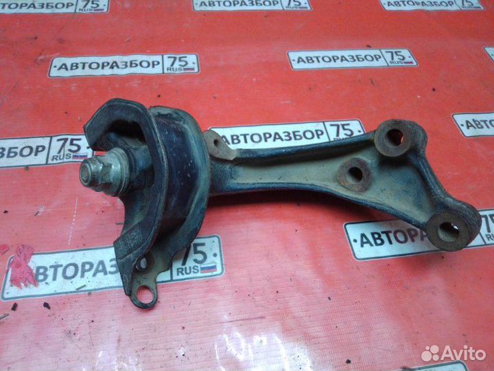 Подушка двигателя Honda Partner EY7 D15B