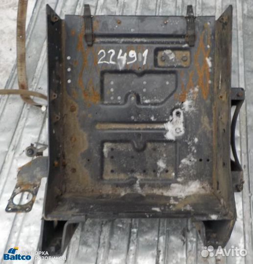 Аккумуляторный ящик Iveco Stralis (2007-2013)