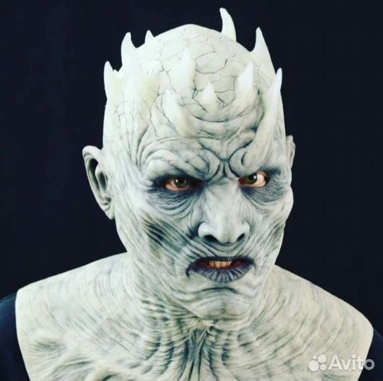 Маска резиновая Король ночи