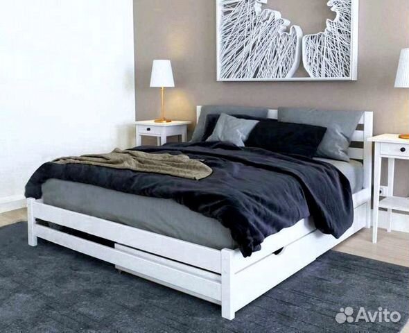Кровать двуспальная из массива