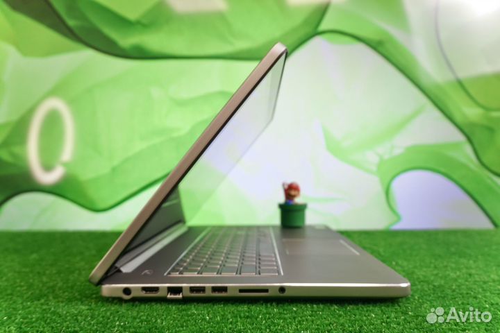 Стильный легкий ультрабук Dell / Intel Core i7