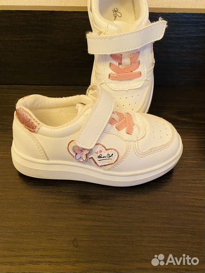 Продам кеды на девочку
