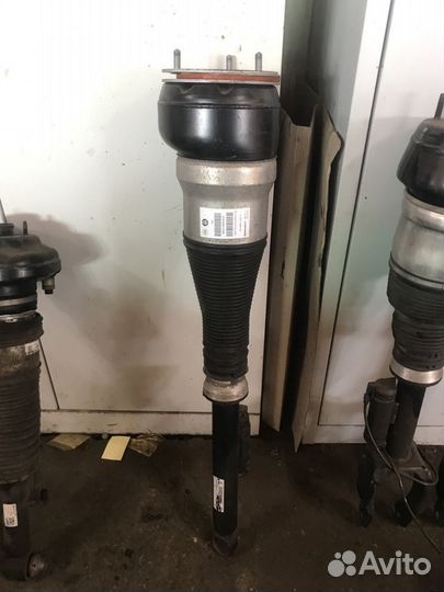 Мерседес W222 Амортизатор задний правый