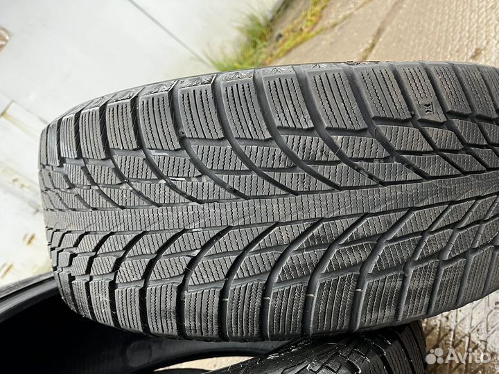 Nokian Tyres Hakkapeliitta R3 235/45 R18 98T