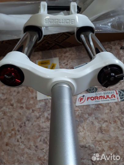 Вилка marzocchi 66 RC3 EVO TI топовая