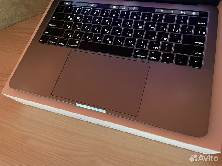 Macbook Pro 13 2018 i7 16gb монтаж