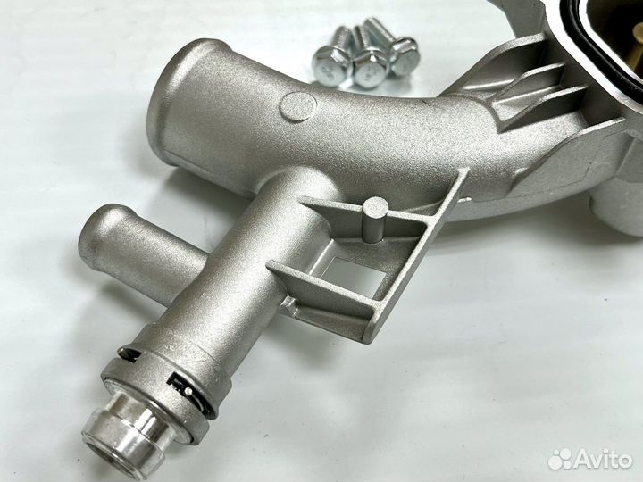 Корпус термостата Astra J 1.4t тройник