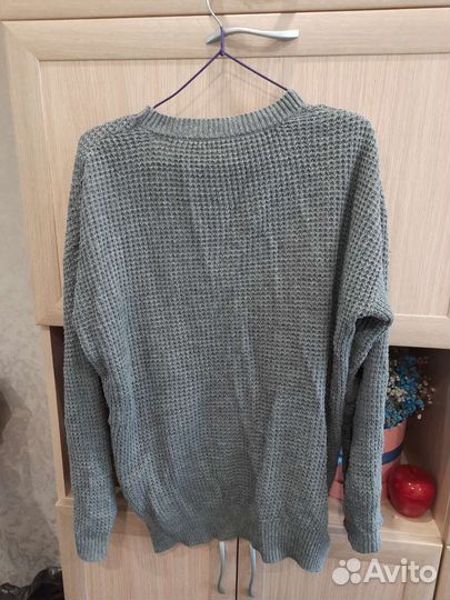Свитер женский
