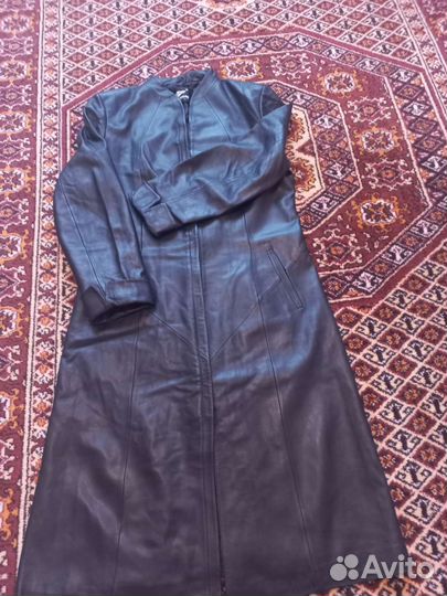 Плащ-пальто