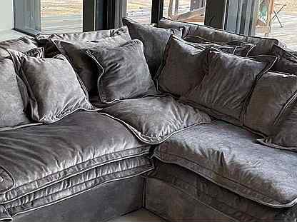 Угловой диван с перинами