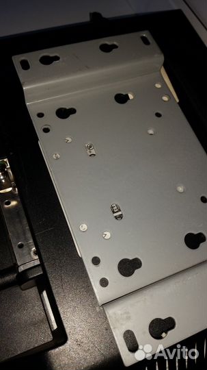 Кронштейн крепления монитора