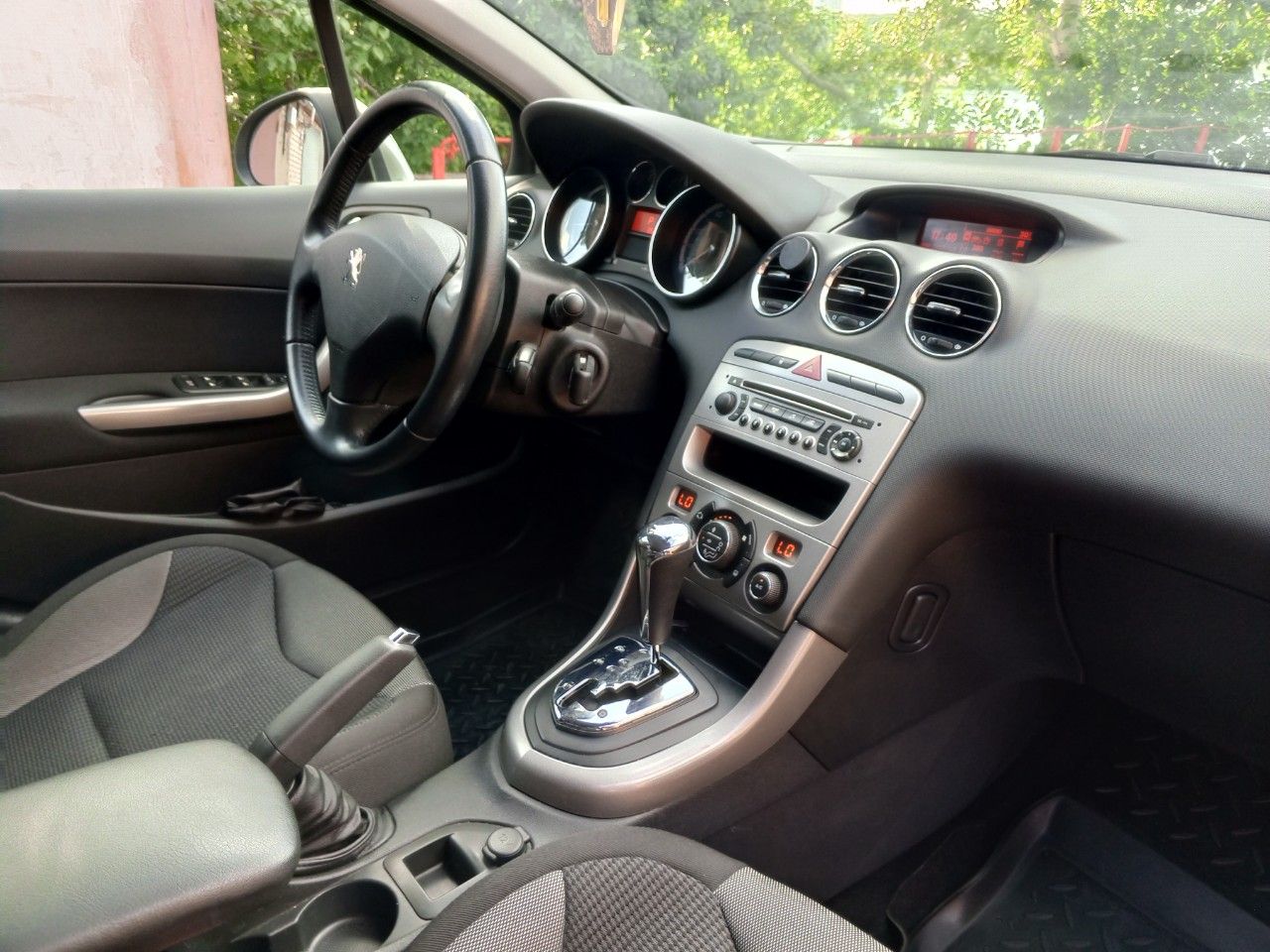 Peugeot 308: фото владельца