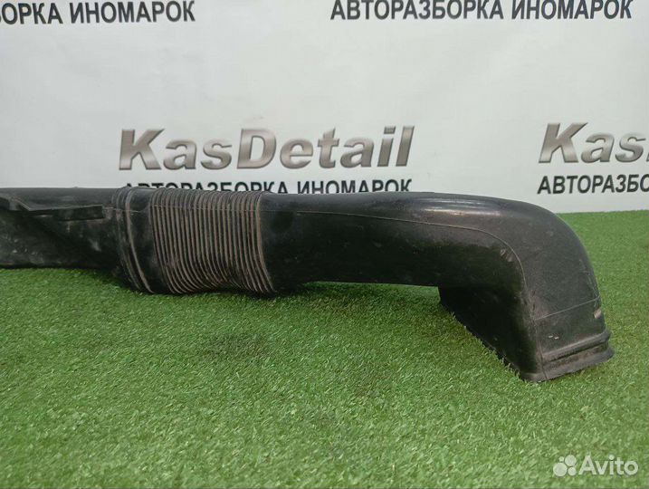 Воздухозаборник Audi A6 c5