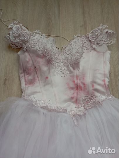 Кровавое платье