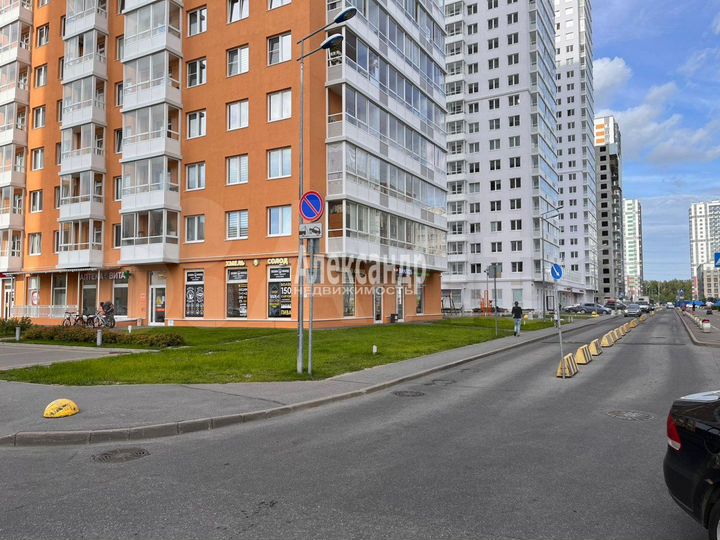 Сдам торговое помещение, 90 м²