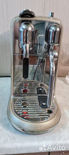 Капсульная кофемашина bork