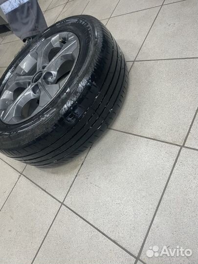 Kumho Ecsta HS51 16/60 R16 92H