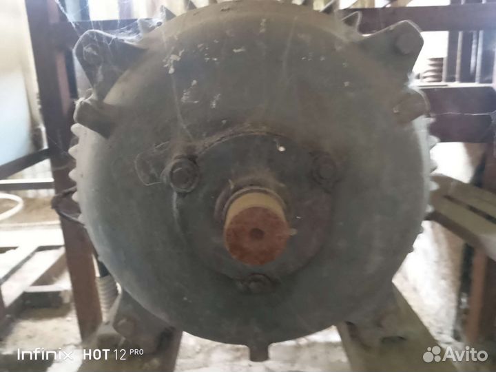 Электродвигатель