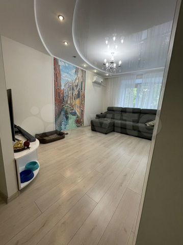 3-к. квартира, 75 м², 2/6 эт.