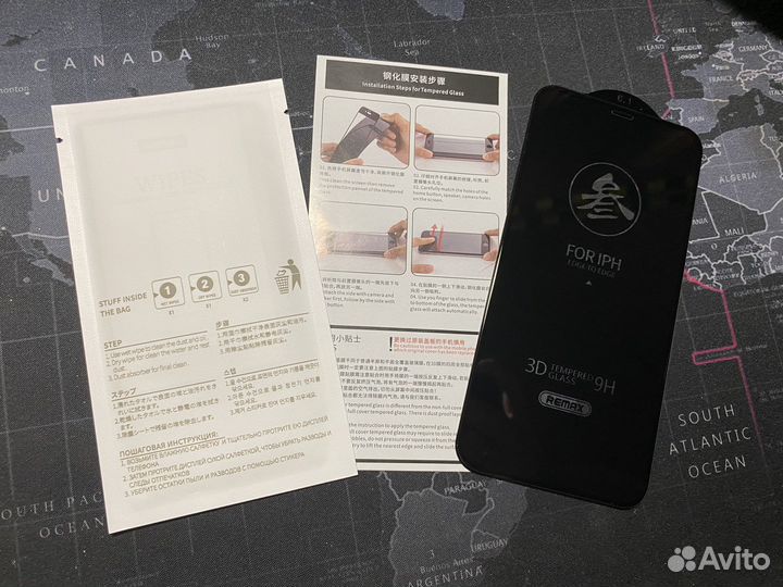 Защитное стекло на iPhone