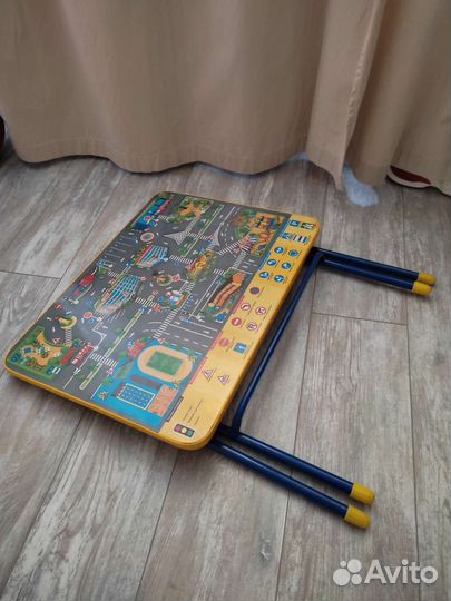 Детский столик