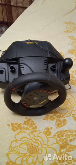 Игровой руль logitech momo racing force