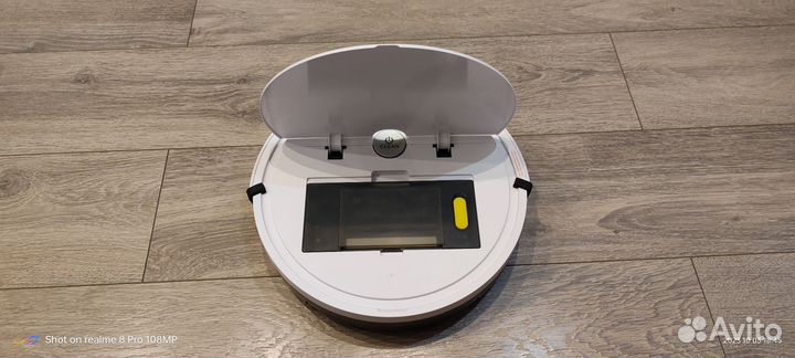 Робот пылесос