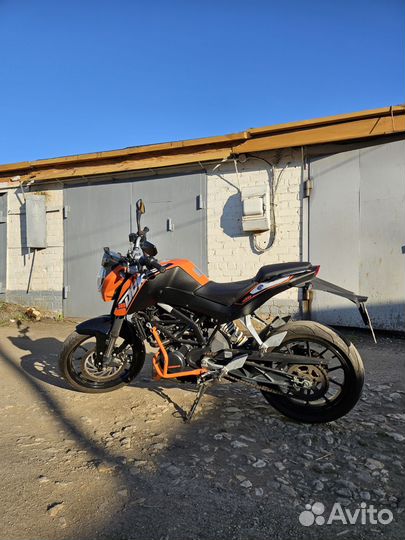 KTM Duke 125
