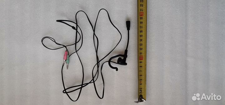 Новая. Гарнитура наушник с микрофоном