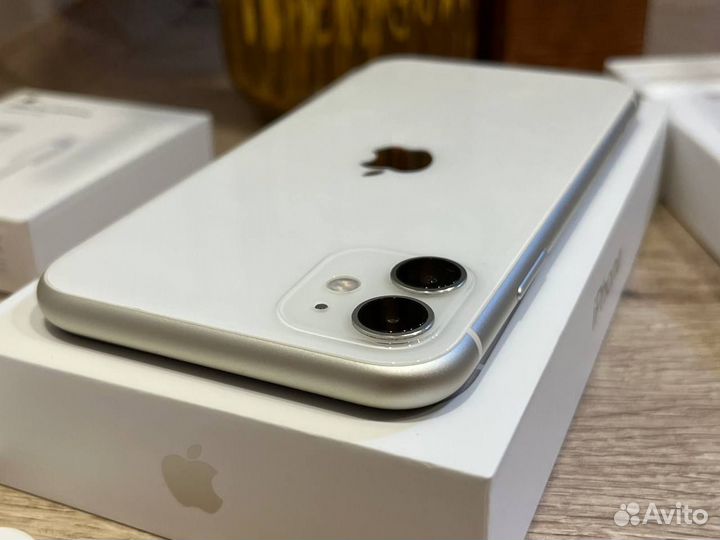 iPhone 11, 128 ГБ