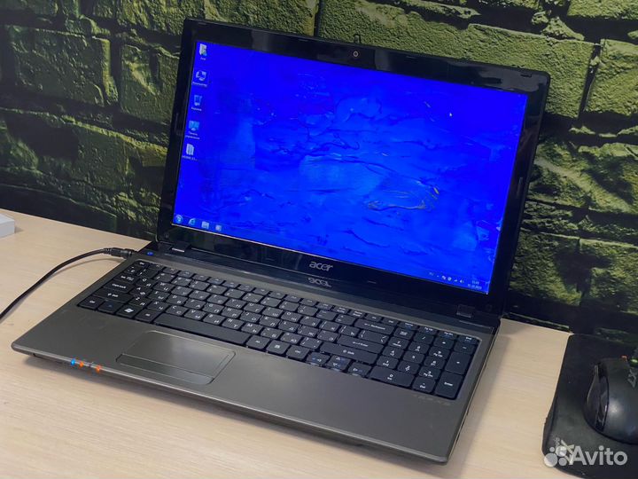 Ноутбук Acer 5750ZG