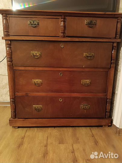 Тумба под телевизор