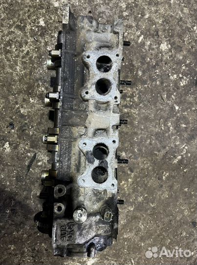 Nissan Primera головка двигателя QG18