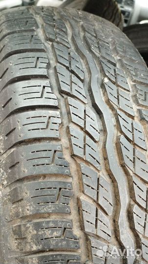 Bridgestone Dueler H/T 687 225/65 R17