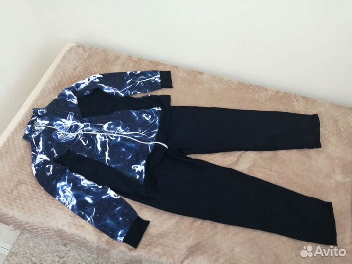 Спортивный костюм женский новый 54-56.хб