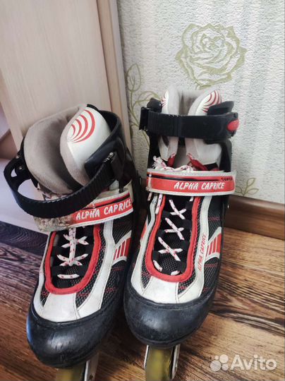 Роликовые коньки