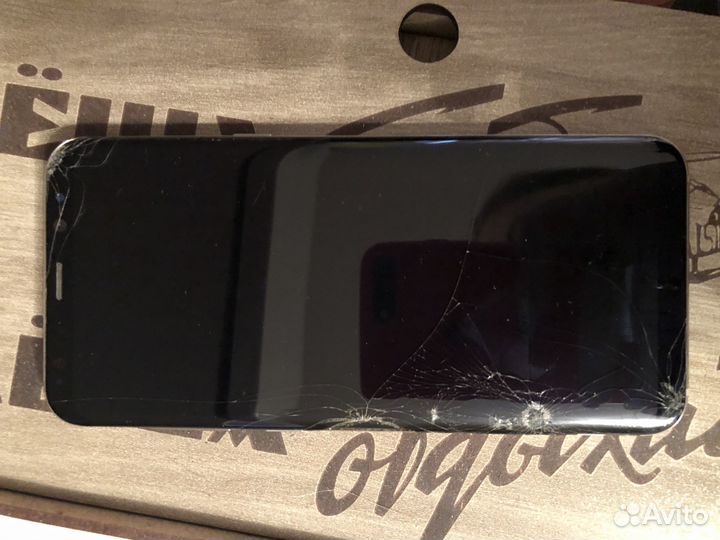 Samsung Galaxy S8+, 4/64 ГБ